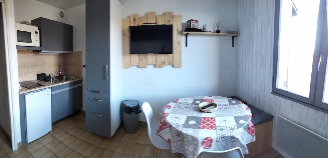 Appartement Studio Cabine Pied Des Pistes à Saint-Leger-les-Melezes Extérieur photo